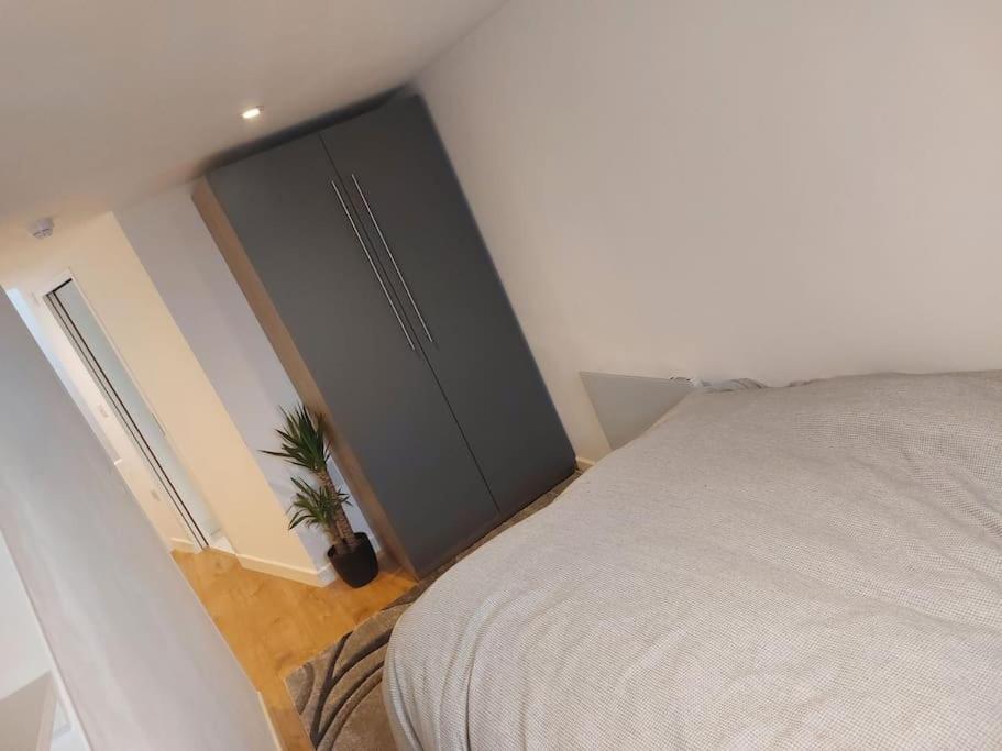 1 Bedroom Modern Duplex Southampton Exterior foto